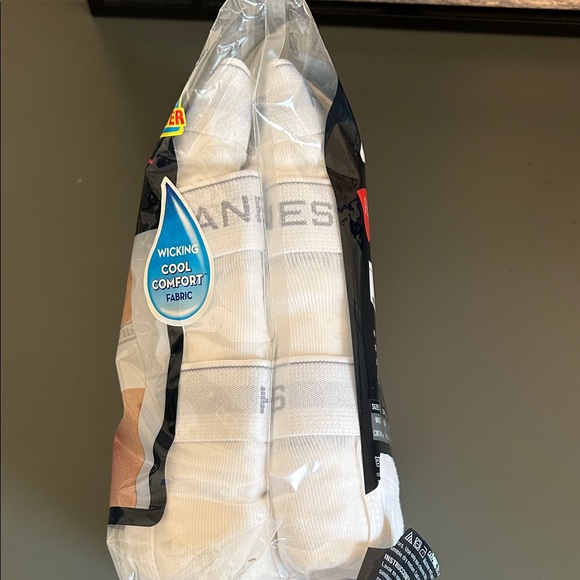 Hanes Men's White Tagless Briefs 6-Pack XL - Picture 7 of 8